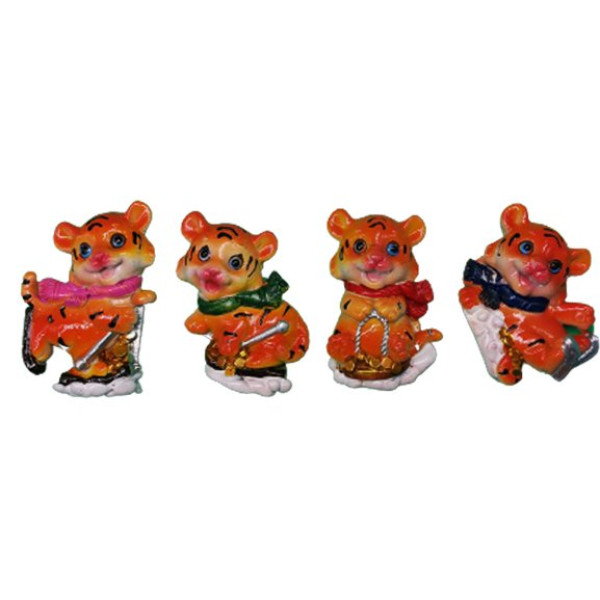 Ceramic magnet. /21472/ "Tiger in a scarf" 7.2 cm, mix4 (36/960)