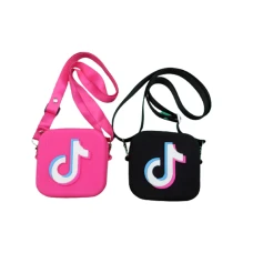 Сумка дитяча силікон /811-8-н/ "Тік -Ток" 12*12см, довга ручка (1/12)