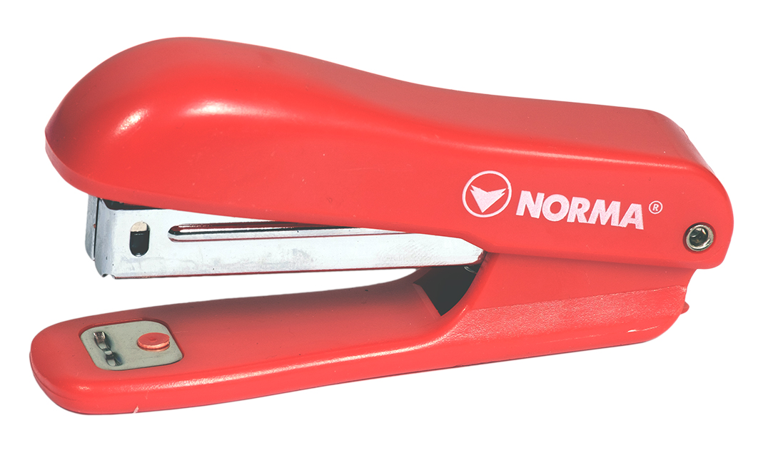 Степлер № 10, 10 арк. "NORMA 4029-01" червоний (1/12)