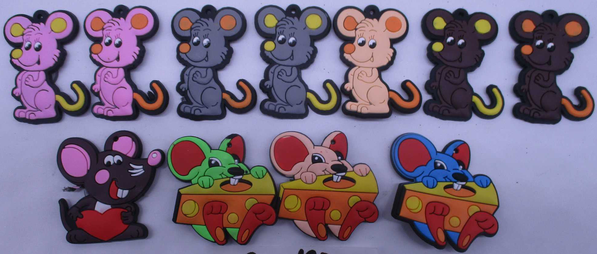 Rubber magnet /882/ "Mice with cheese" 6 cm (50)