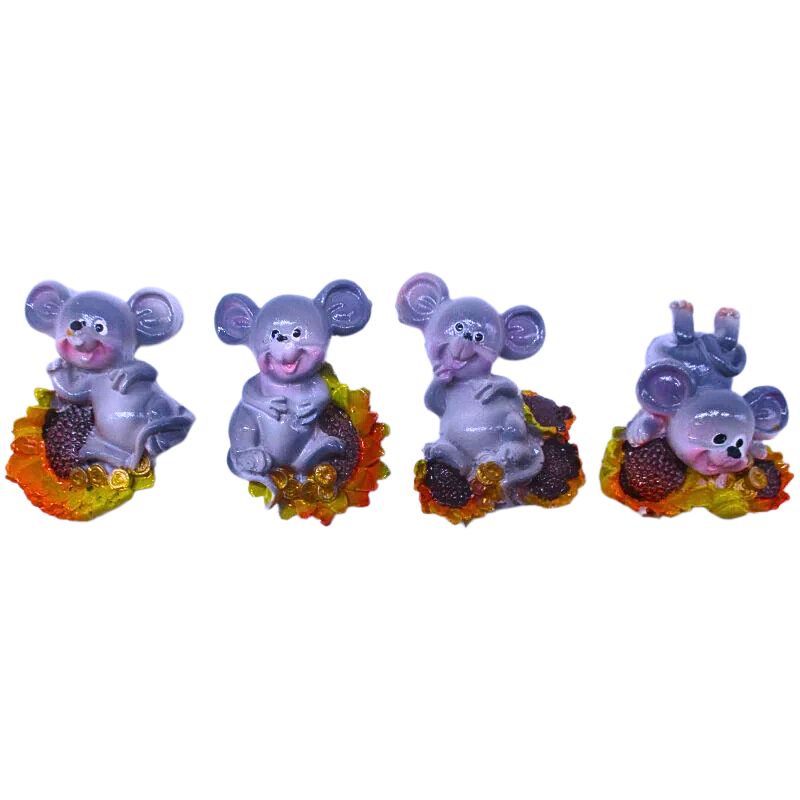 Ceramic magnet /742/ "Mouse on a sunflower" 5 cm, 4 nozzles. (24)