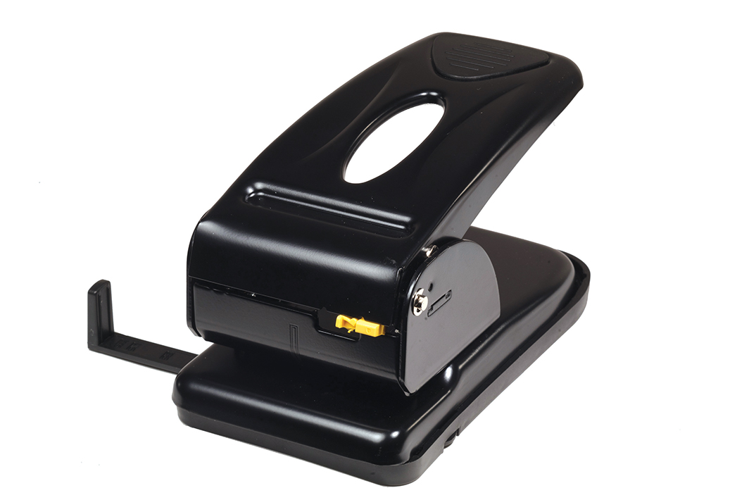 Hole punch 70 sheets. "SCHOLZ" /4326/ 8cm, Black metal (1/12)
