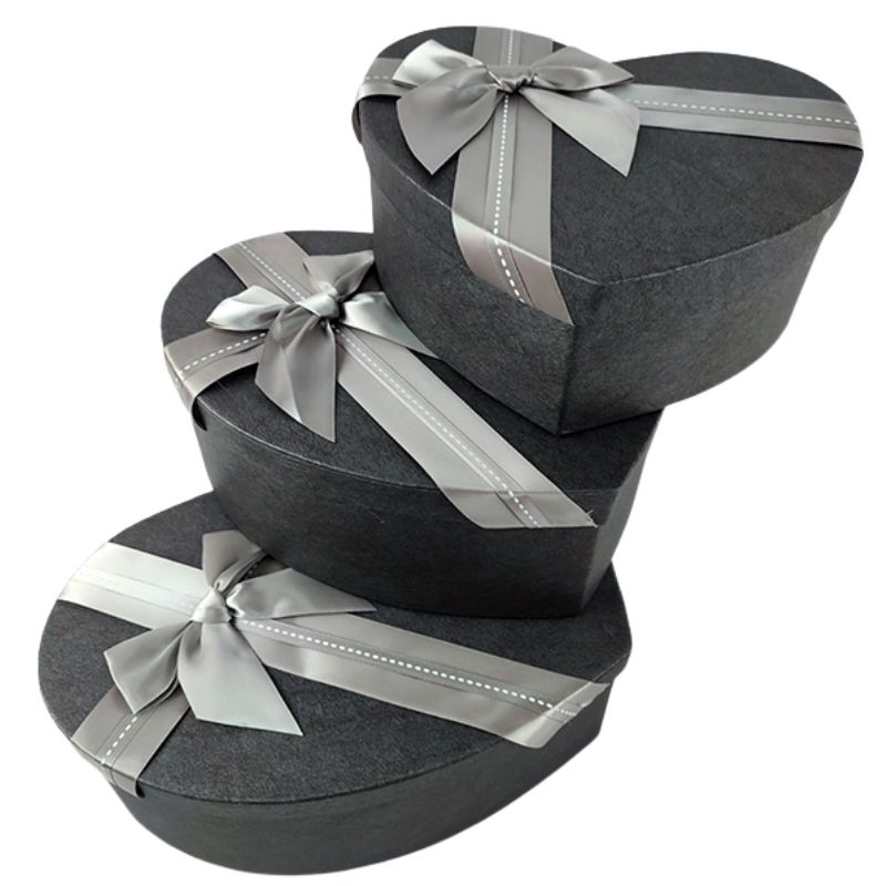 Gift box /271033/ gray, Heart, matte, 3 pcs/pack, 30.8x28x11.7-22.7x19.8x9 cm